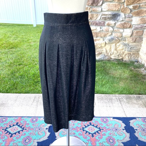 PARA Skirt - Picture 2 of 13